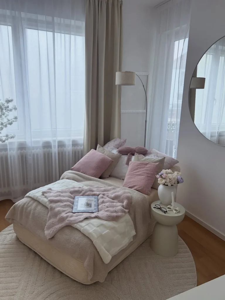 Teen Girl Bedroom
