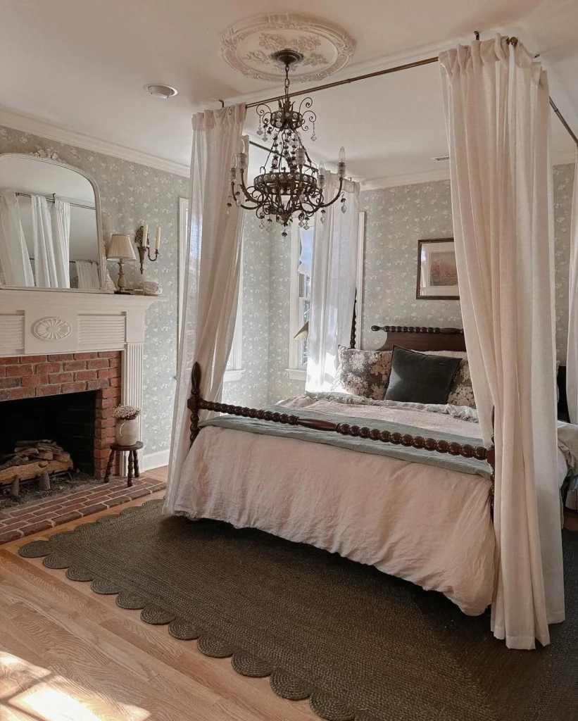 Preteen Girls Bedroom