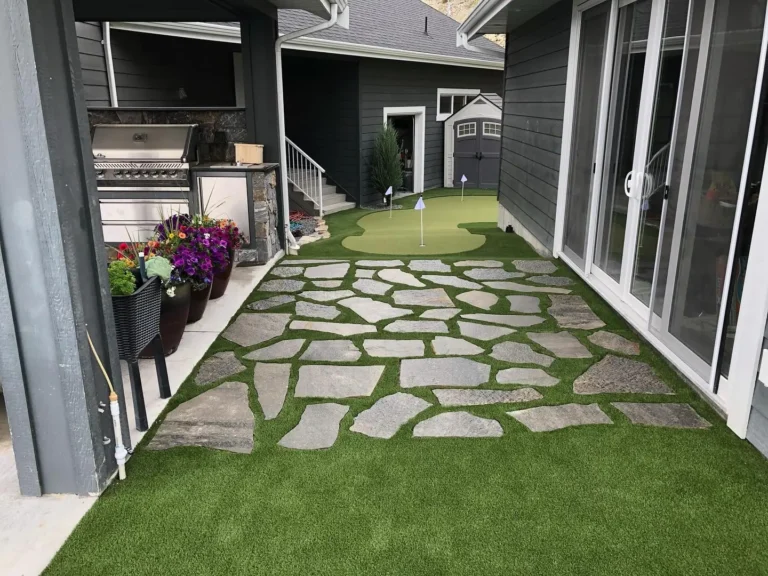 16 Front Yard Landscaping Ideas for Small Yards